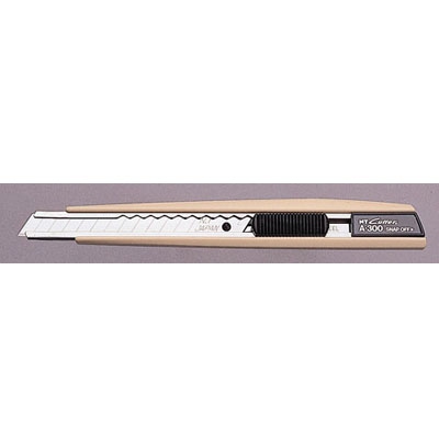 NT CUTTER A-300P 10’S/BOX
